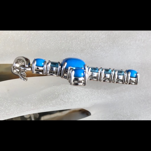 Pangea Mines Ceruleite & Blue Topaz Cross Enhancer - Picture 4 of 8